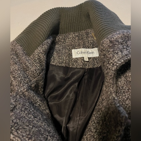Grey tweed Calvin Klein wrap coat. Size 8. - Picture 3 of 3